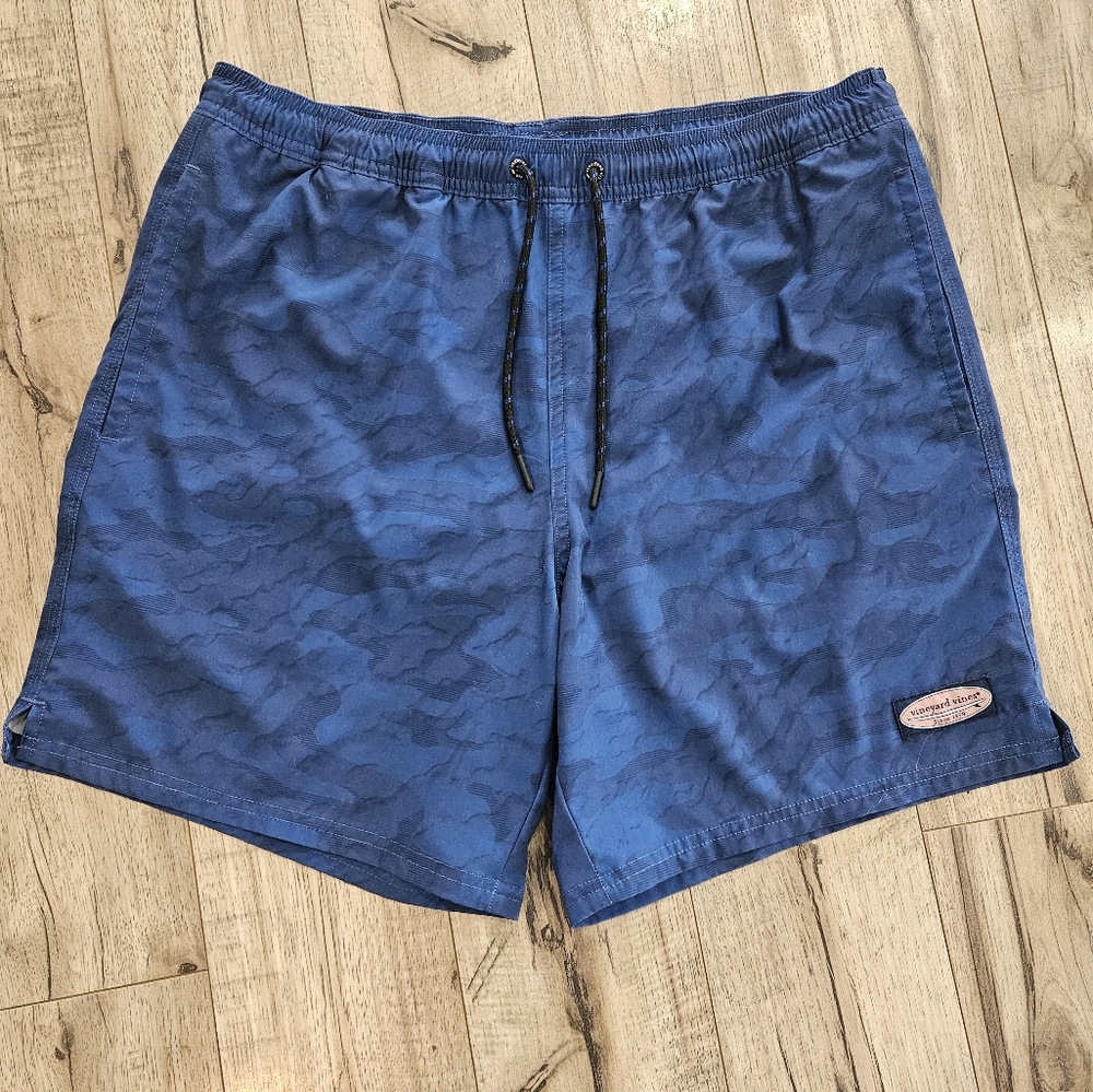 Vineyard Vines Blue Camo Men’s Swim Trunks Shorts Medium